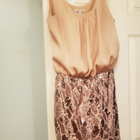 Dresses & Skirts - Dress